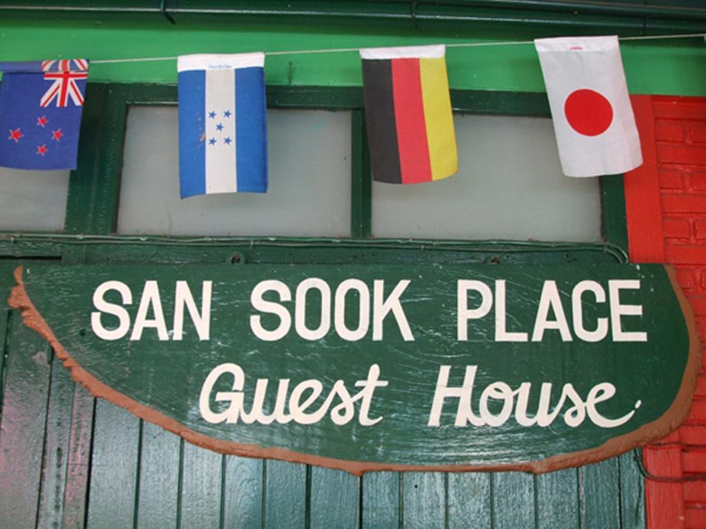 San Sook Place Пра Након Си Аютая Екстериор снимка